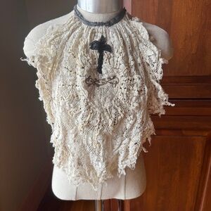 Magnolia Pearl Blessed Heart Cotton and Lace Jabot